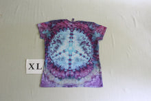 Load image into Gallery viewer, XL Ladies  V-Neck