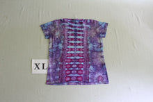 Load image into Gallery viewer, XL Ladies  V-Neck