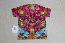 Load image into Gallery viewer, Large T-shirt