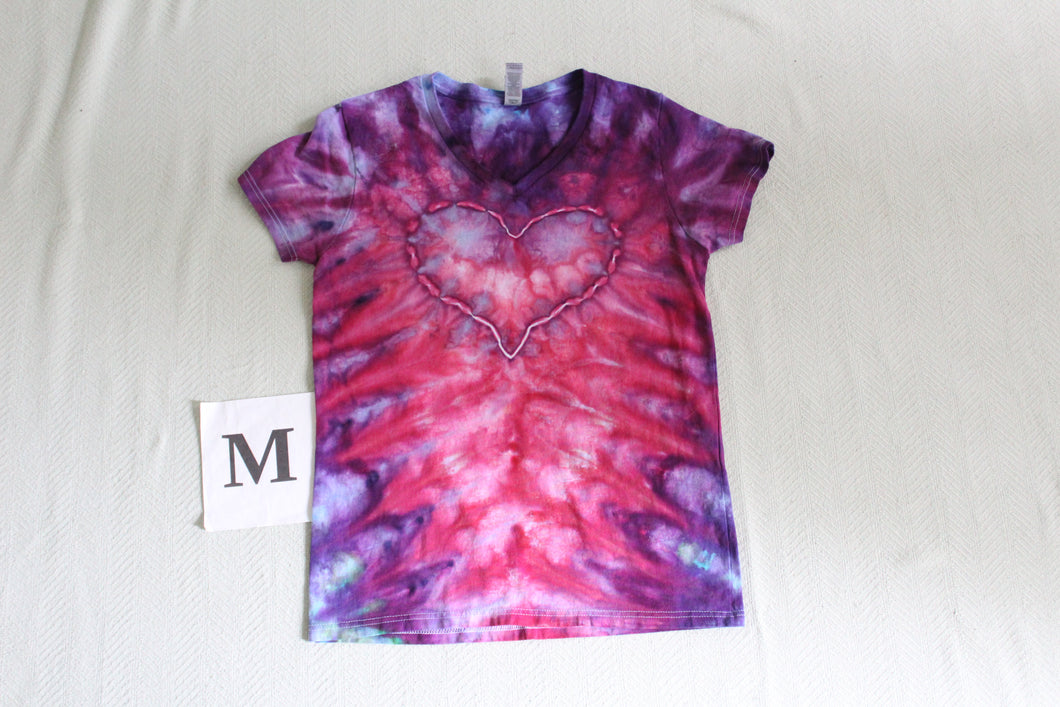 Medium Ladies V-Neck Incline Heart