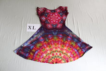 Load image into Gallery viewer, XL Twisted Front Dress