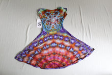 Load image into Gallery viewer, Small Twisted Front Dress